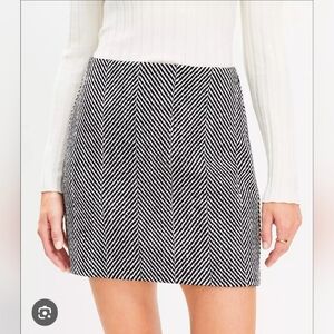 NWT Loft Herringbone Mini Skirt Size 4 In Black And White